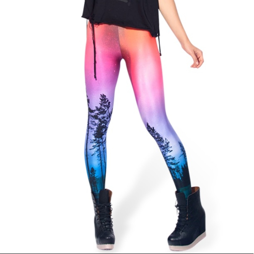 Aurora Skye Neon Purple leggings
